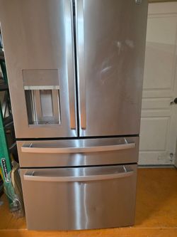 Refrigerator freezer