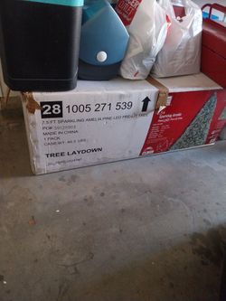 7.5 Ft Sparkling Amelia Christmas Tree