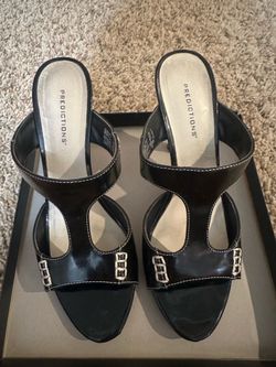 Black Women’s Sandals