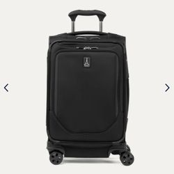 Travelpro Crew Classic Softside Carry on Luggage 8 Wheel Spinner 21" Black 