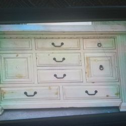Has 11 Drawers All Work Good  All Wood  60 Inch Wide Missing 2 Knobs  But In Great Condition 