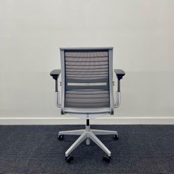 STEELCASE THINK V2 CHAIR FULLY LOADED ,LUMBAR SUPPORT  DELIVERY AVAILABLE FOR A FEE