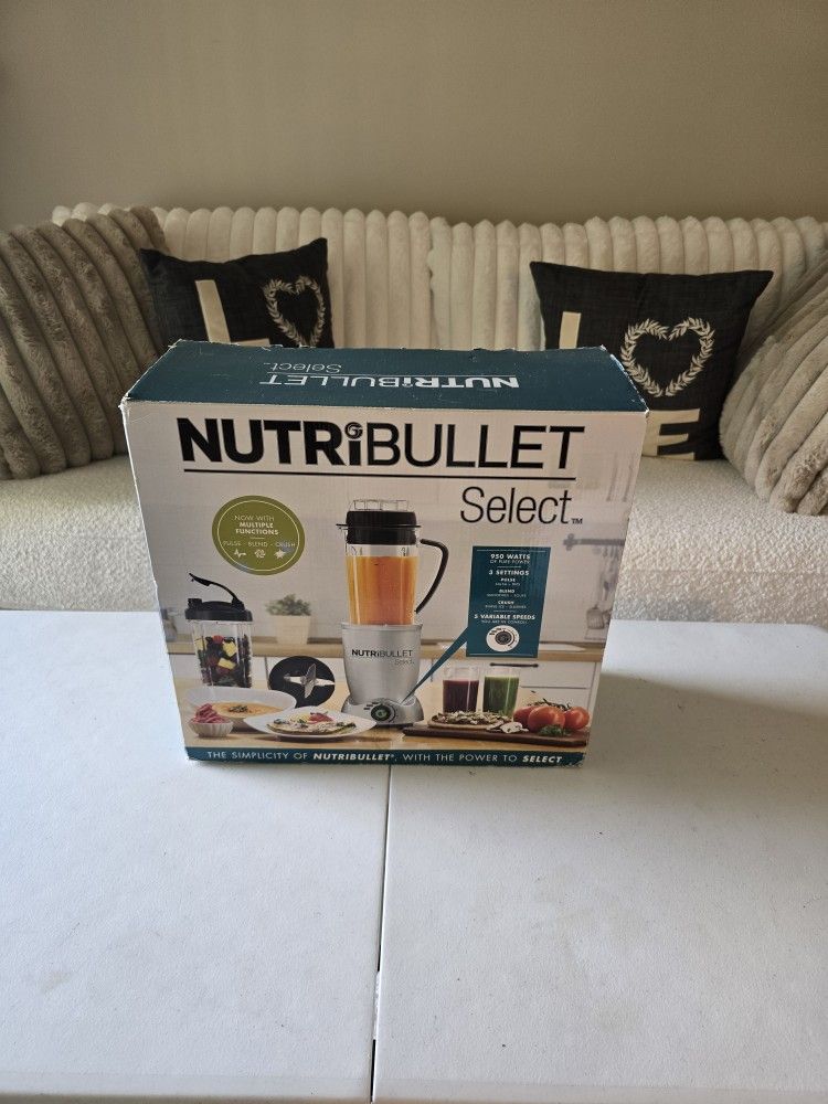 Nutribullet SELECT- open box - Unused.