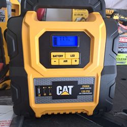 CAT 2500 A LITHIUM JUMP STARTER 4 IN 1 POWER BANK 