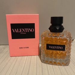Valentino Donna Born In Roma