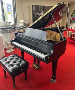 Steinway & Sons Model M Grand Piano