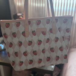 strawberry purse 