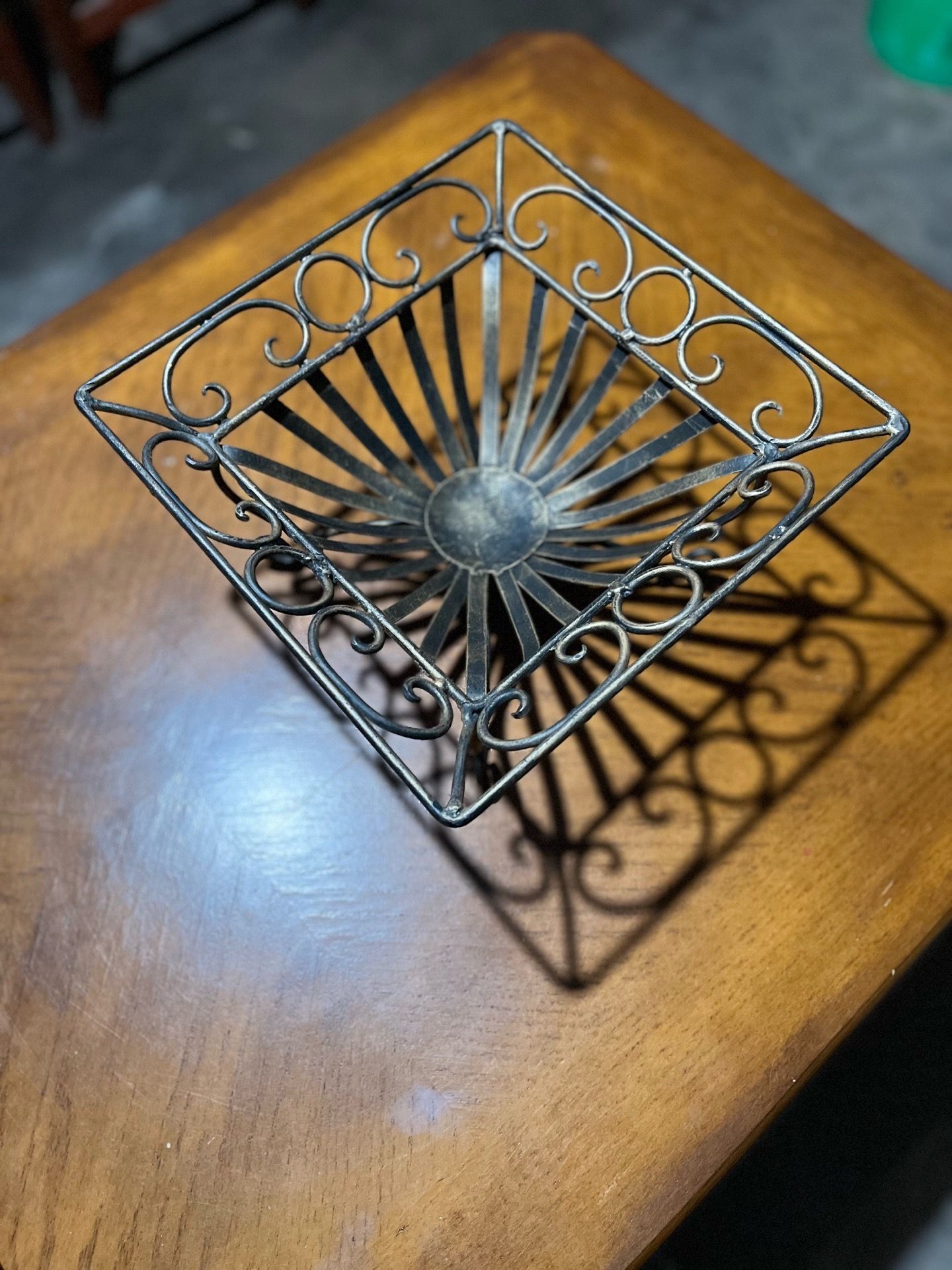 Centerpiece - metal wire
