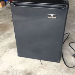 Absocold. Black.20in X 15in Size