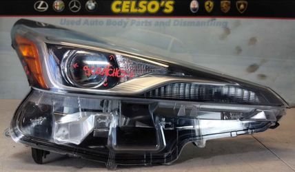 TOYOTA PRIUS HEADLIGHT ASSEMBLY RH OEM 2021 - 2022