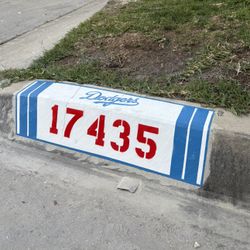 Curb Painting