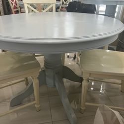 Pier1 Imports Table And Chairs