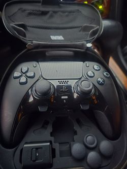 DualSense Edge PS5 controller