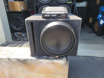UNA BOCINA Y AMPLIFIER