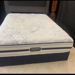 Lovely QUEEN ❤️MATTRESS ❤️AND BOX ❤️SPRING 