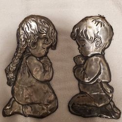 Praying Girl & Boy Wall Hanging (Old)