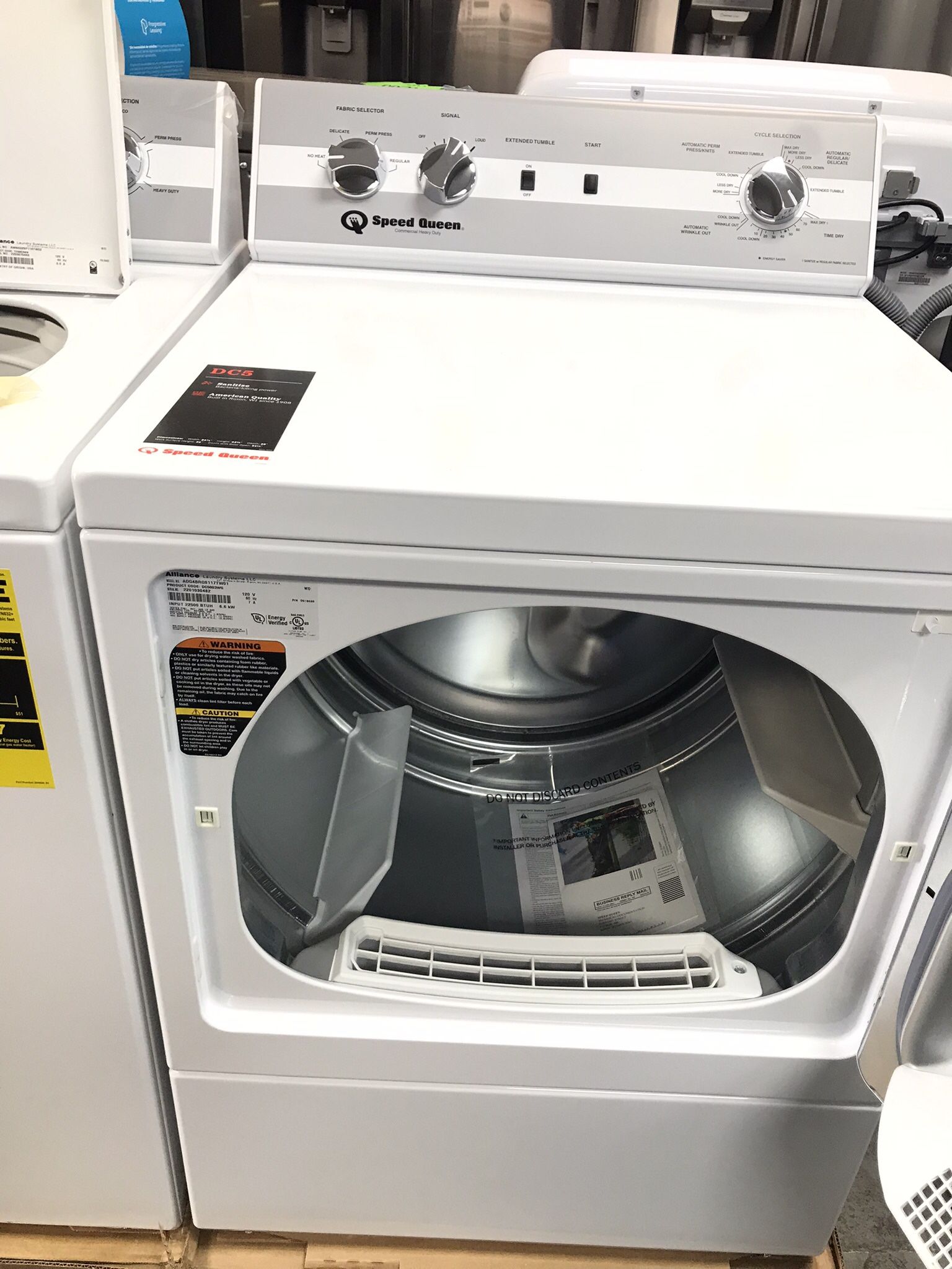 SPEED QUEEN COMMERCIAL HEAVY DUTY WASHER AND GAS DRYER SET BRAND NEW !!! 5 Years Factory