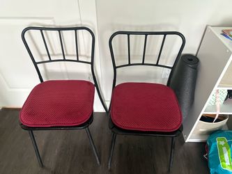 2 Patio Chairs