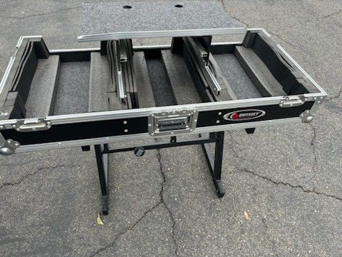 Odyssey Hard Case And On Stand