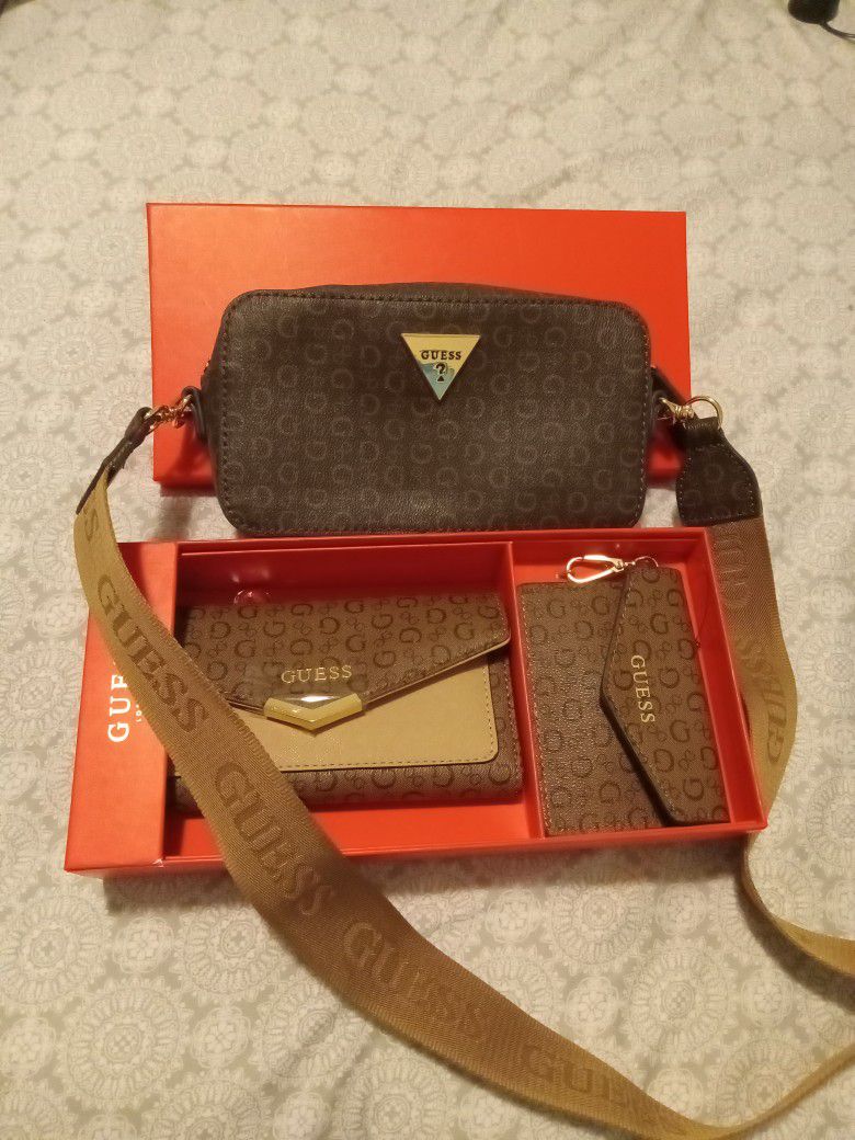 Guess Purse with Wallet And Change Purse Set