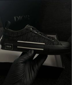 Shoes b23