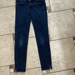 Like New Uniqlo leggings size 23