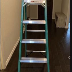 6ft. Werner Step Ladder — Like New Condition !!!