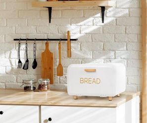 White Metal Bread Box with Bamboo Handle