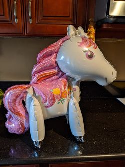 Unicorn balloon