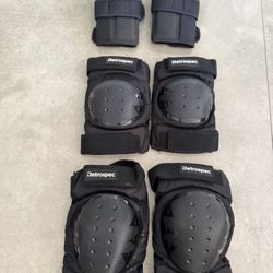 Retrospect Muntisport Protective Pad Set ( Adult 14+)