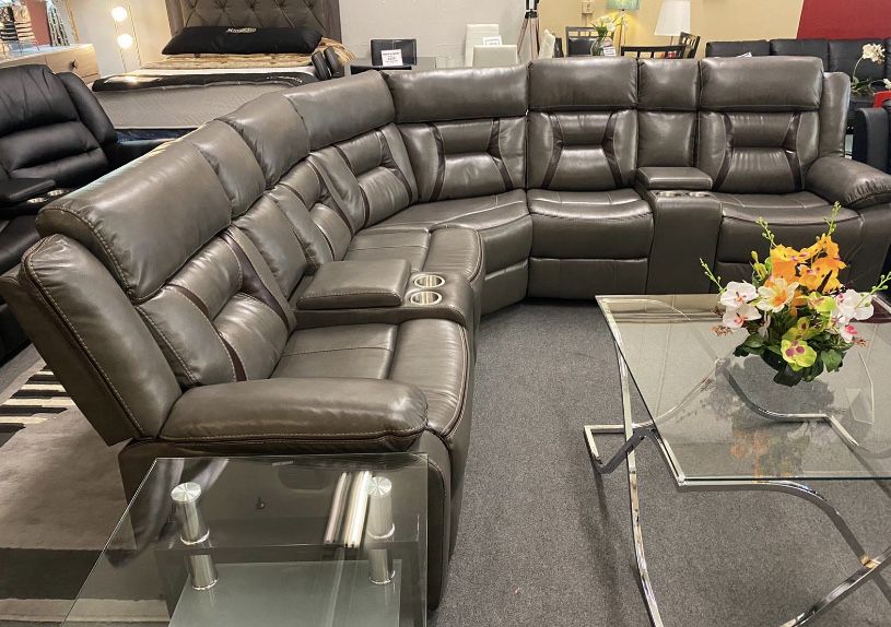 Grey Motion Sectional Set