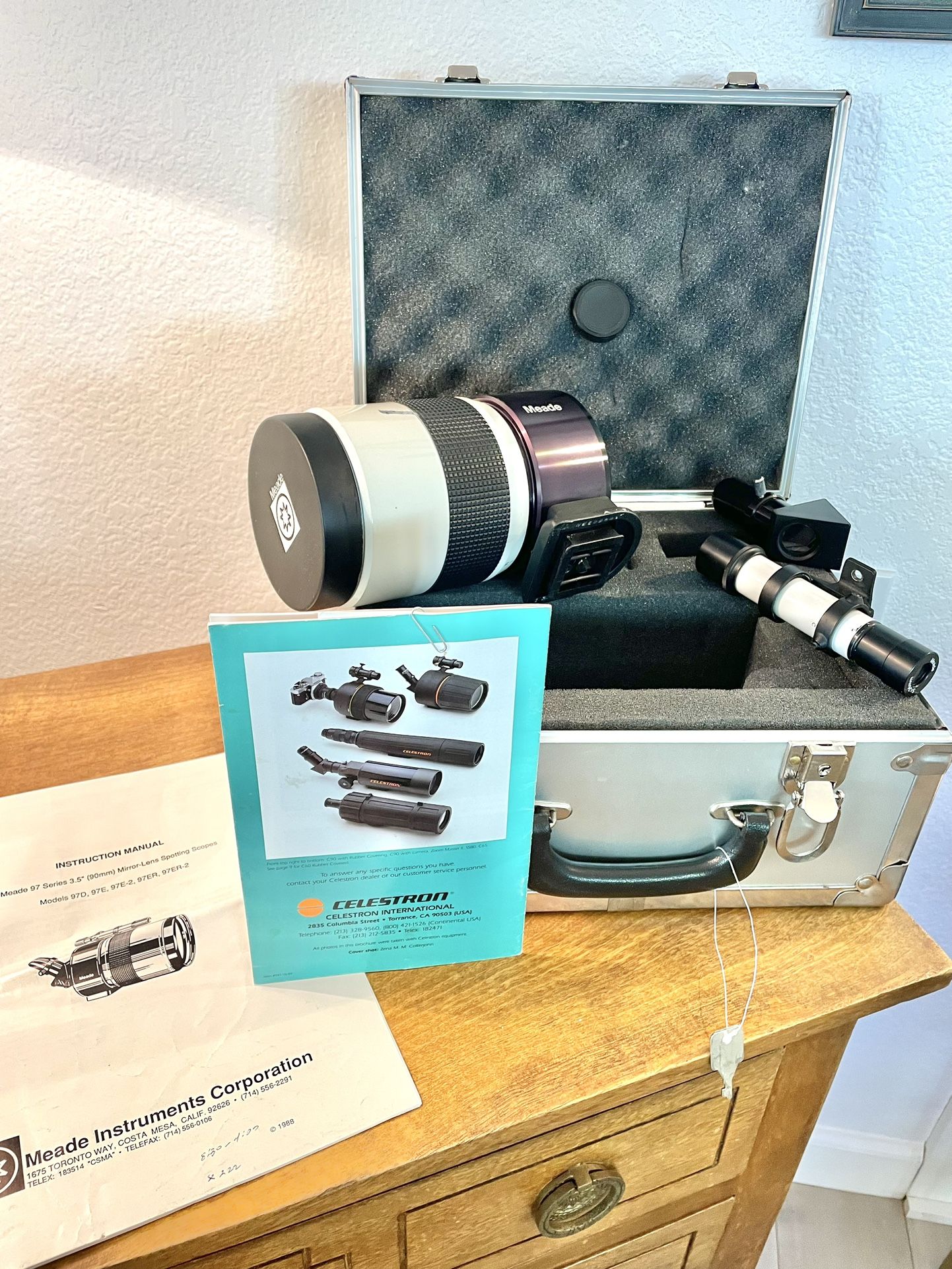 Meade 97E 90mm 1000mm 3.5” Mirror-Lens Spotting Scope