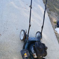Bolens Push Mower 2017 Briggs And Stratton 140cc (Read description 👇)