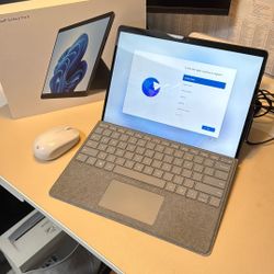 Surface Pro 8 Windows 11 Plus Extras