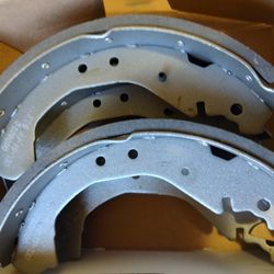 93-00 GMC Chevy Rear Brake Shoes