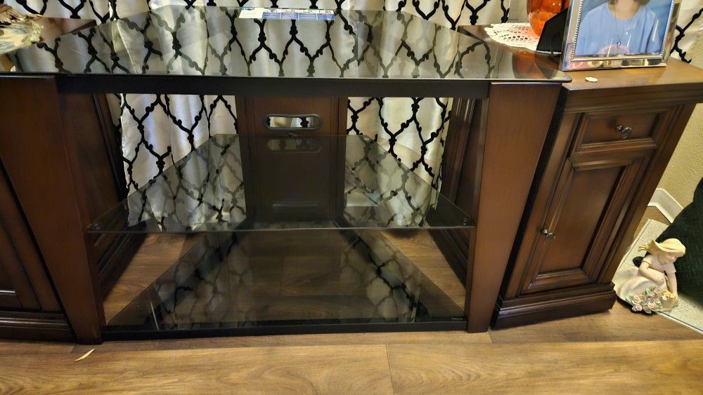 Glass TV Stand
