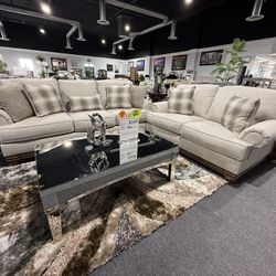 2 Pc Sofa And Loveseat 