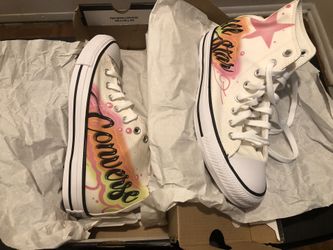 Unisex Airbrushed Graffiti Converse…Brand New!