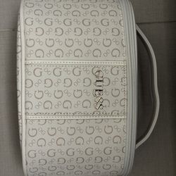 new guess makeup bag