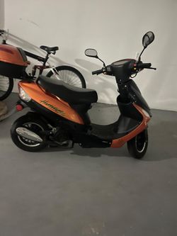 Gas scooter