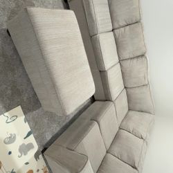 2 Piece Couch set w/ Ottoman & Recliner