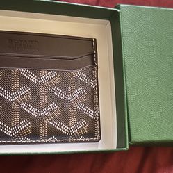 Leather wallet Cardholder Color Brown 