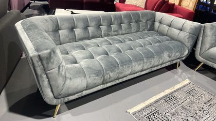 NEW SOFA GRAY VELVET 90x36