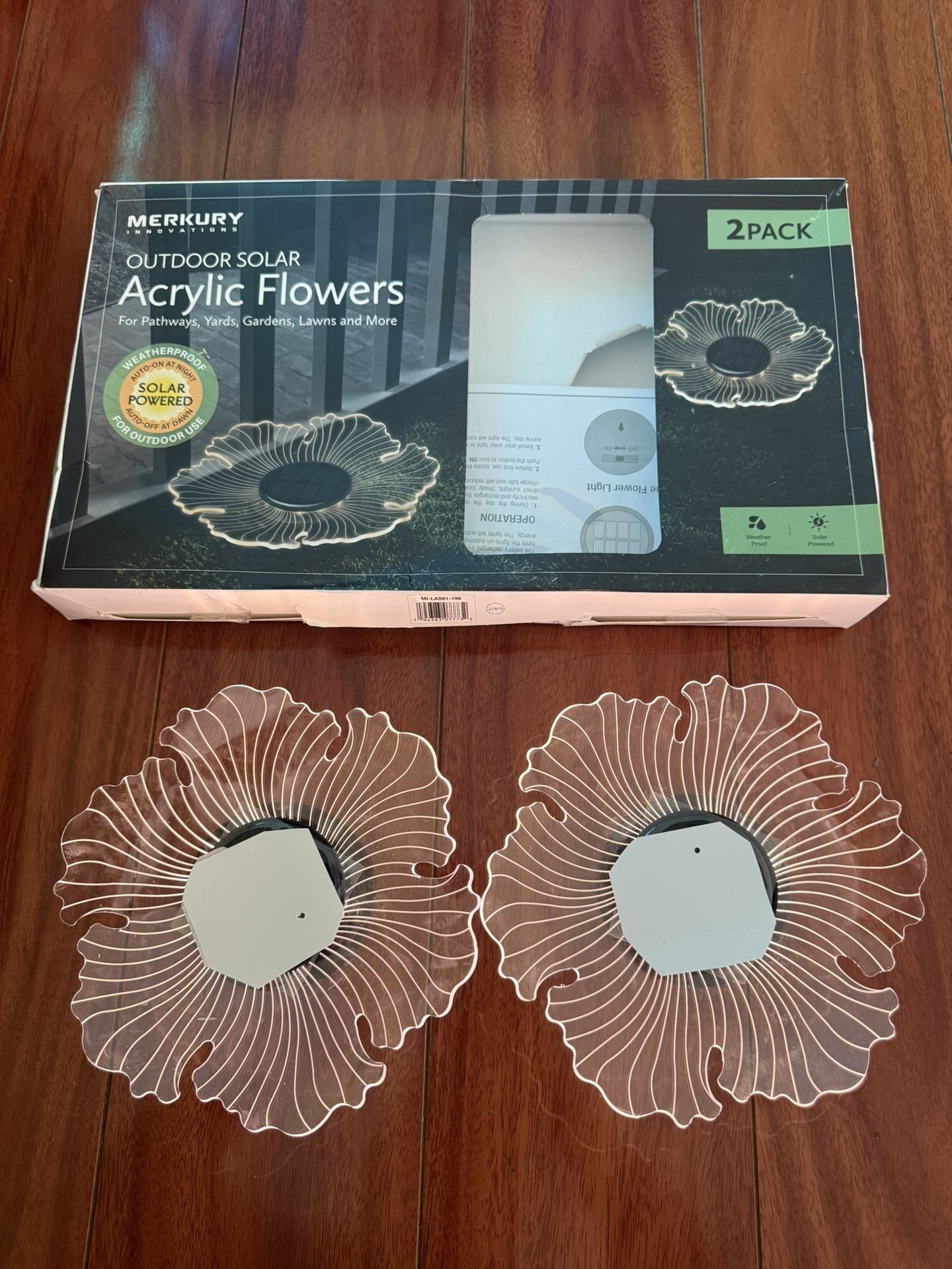 2 pieces SOLAR ACRYLIC FLOWER for pathways/garden