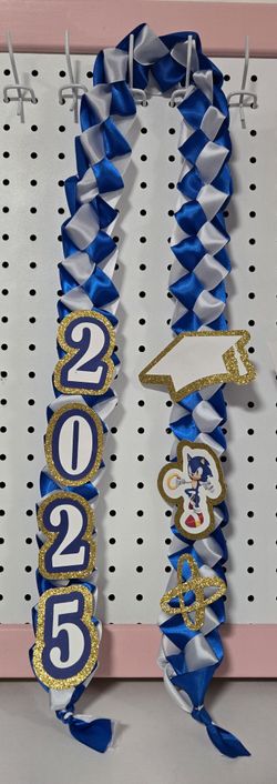 Sonic Graduation Lei