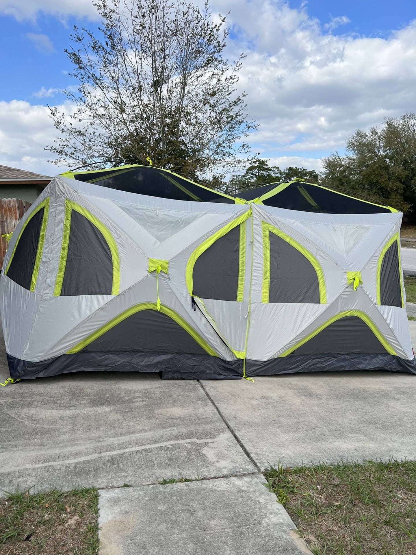 Magellan Swift rise Hub Tent