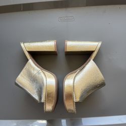 Gold heels / wedges 