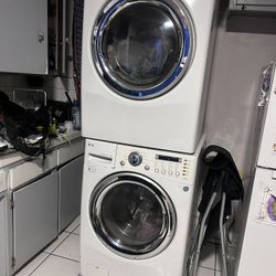 LG  Washer & Dryer