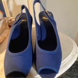 New Sundrops Espadrilles Size 8M