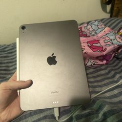 IPad Air 5th Generation M1 128 GB